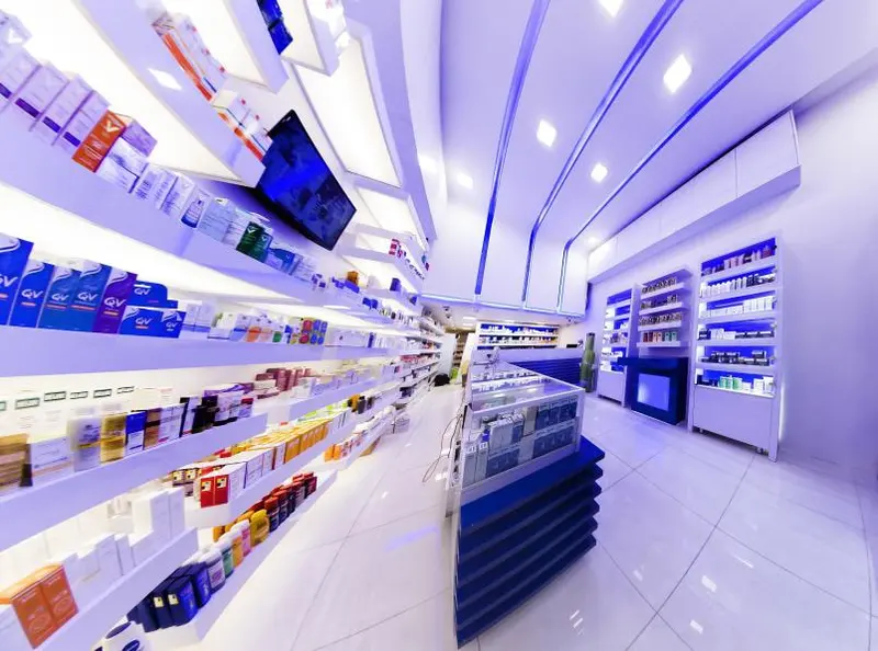داروخانه دکتر امین هاشمی، طراحی و اجرا — خیابان شریعتی